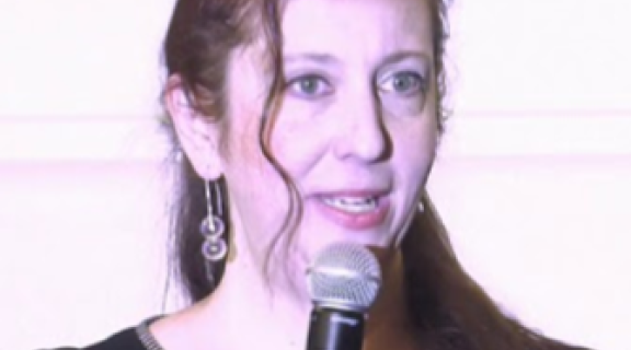 Headshot of Sera Davidow